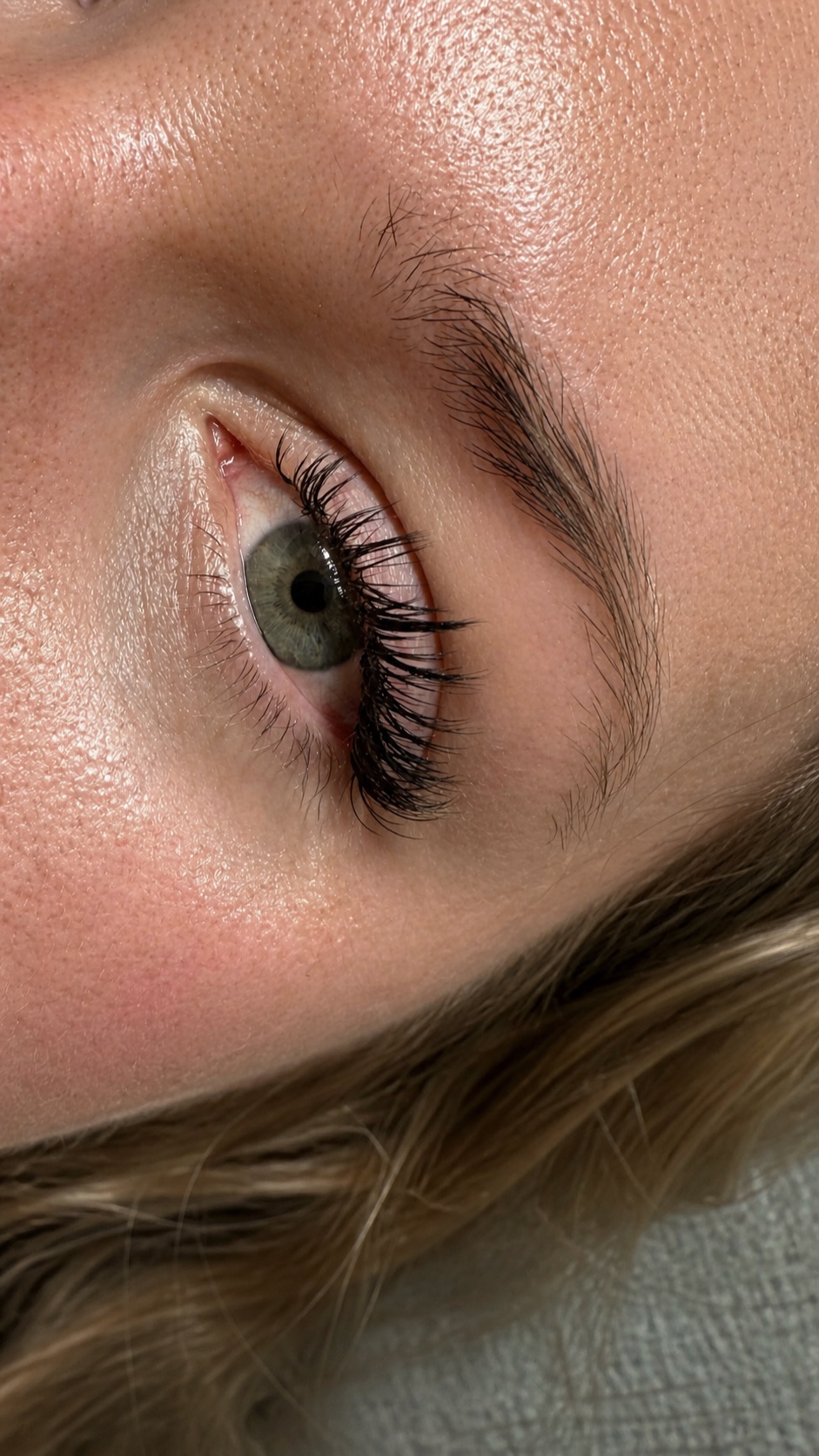 Feine Wimpern in Nahaufnahme